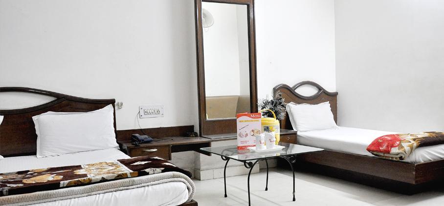 Adb Rooms Hotel Indo Continental 뉴델리 외부 사진